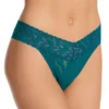 Hanky Panky Signature Lace Original Rise Thong Holiday 3 Pack 48LN3BX
