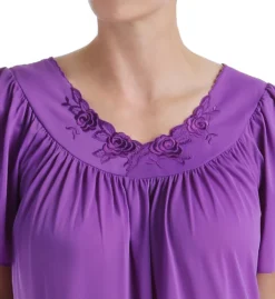 Shadowline Petals Short Sleeve Gown 36280 -Simone Perele Bikinis Shop shadowline shdw01 36280 cs2