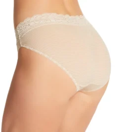 Vanity Fair Flattering Lace Bikini Panty 18285 -Simone Perele Bikinis Shop vanity fair vf001 18285 bs