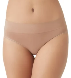 Wacoal Feeling Flexible Hipster Panty 874332